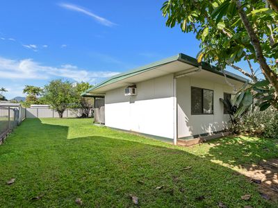 12 Walnut Close, Manoora