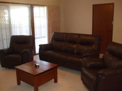 1 Lukin Court, Horsham