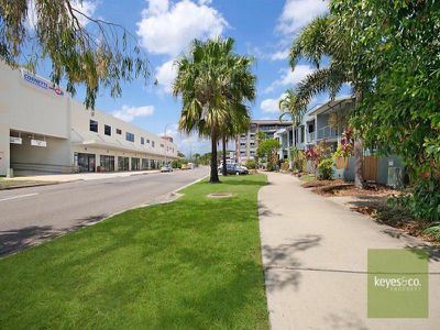 219 Riverside Boulevard, Douglas