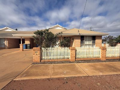 2 / 353 Egan Street, Kalgoorlie