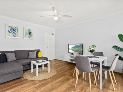 17 / 8 Macquarie Street, Wollongong