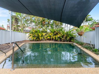 22 / 2-5 Marella Close, Manoora