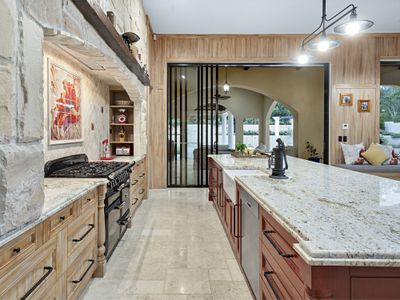 33 Wilga Drive, Bunya