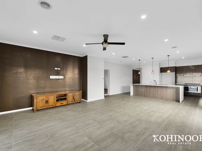 8 Banjolina Circuit, Craigieburn