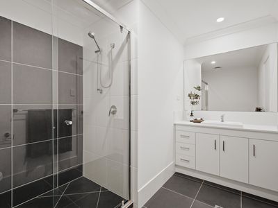 64 Lunar Circuit, Spring Mountain