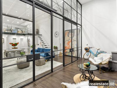 4 / 82 King Street, Perth