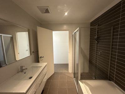 302 / 9-11 Wollongong Road, Arncliffe