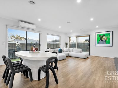 9 Titch Street, Cranbourne