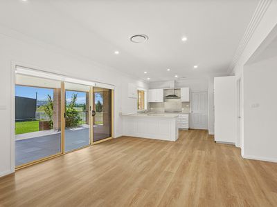 38 Bong Bong Road, Horsley