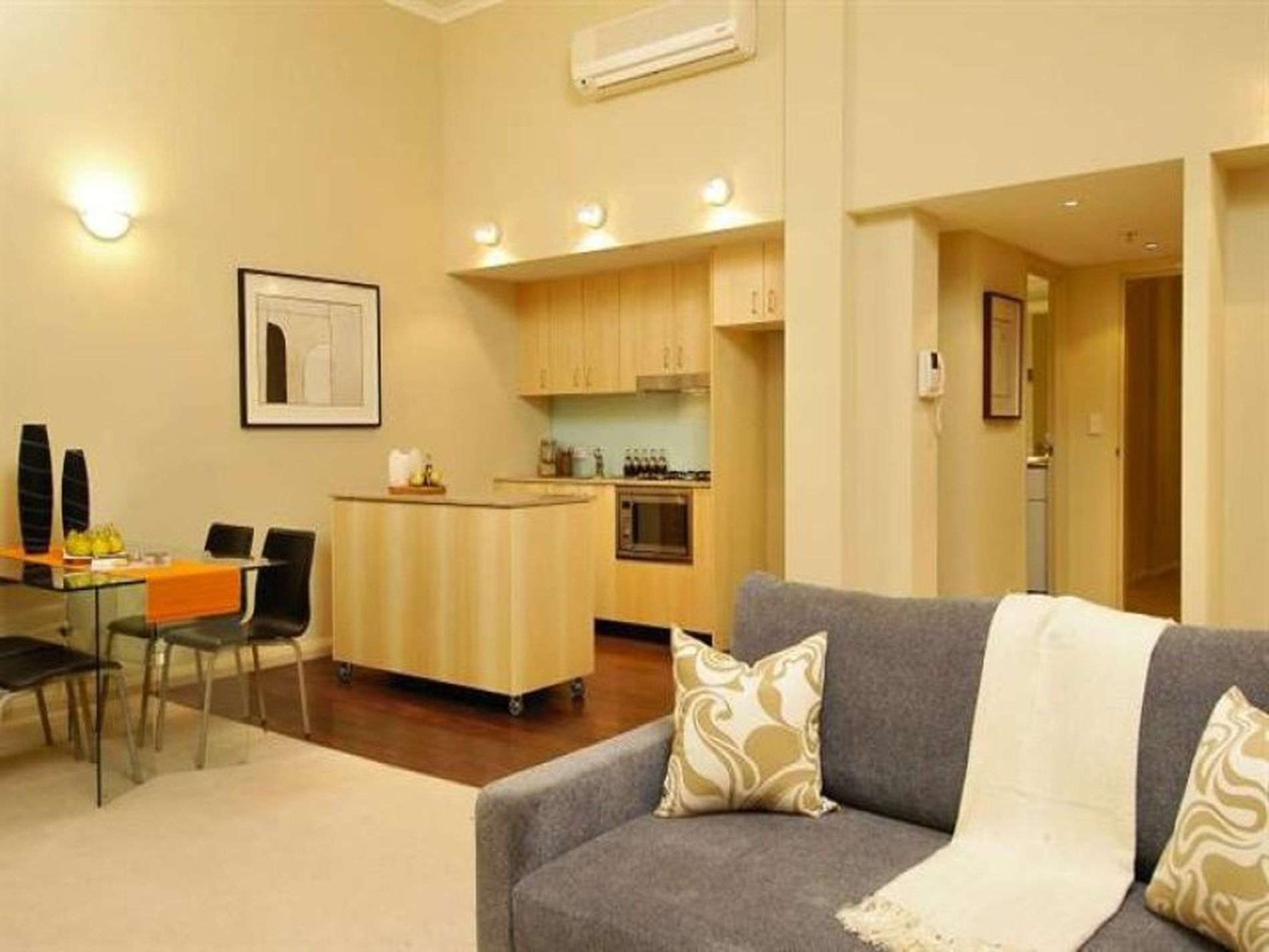 2 / 259 Clarence Street, Sydney