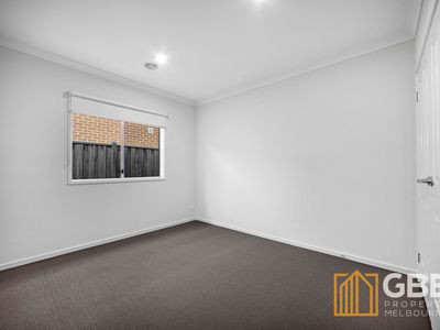 14 Ashwell Avenue, Williams Landing