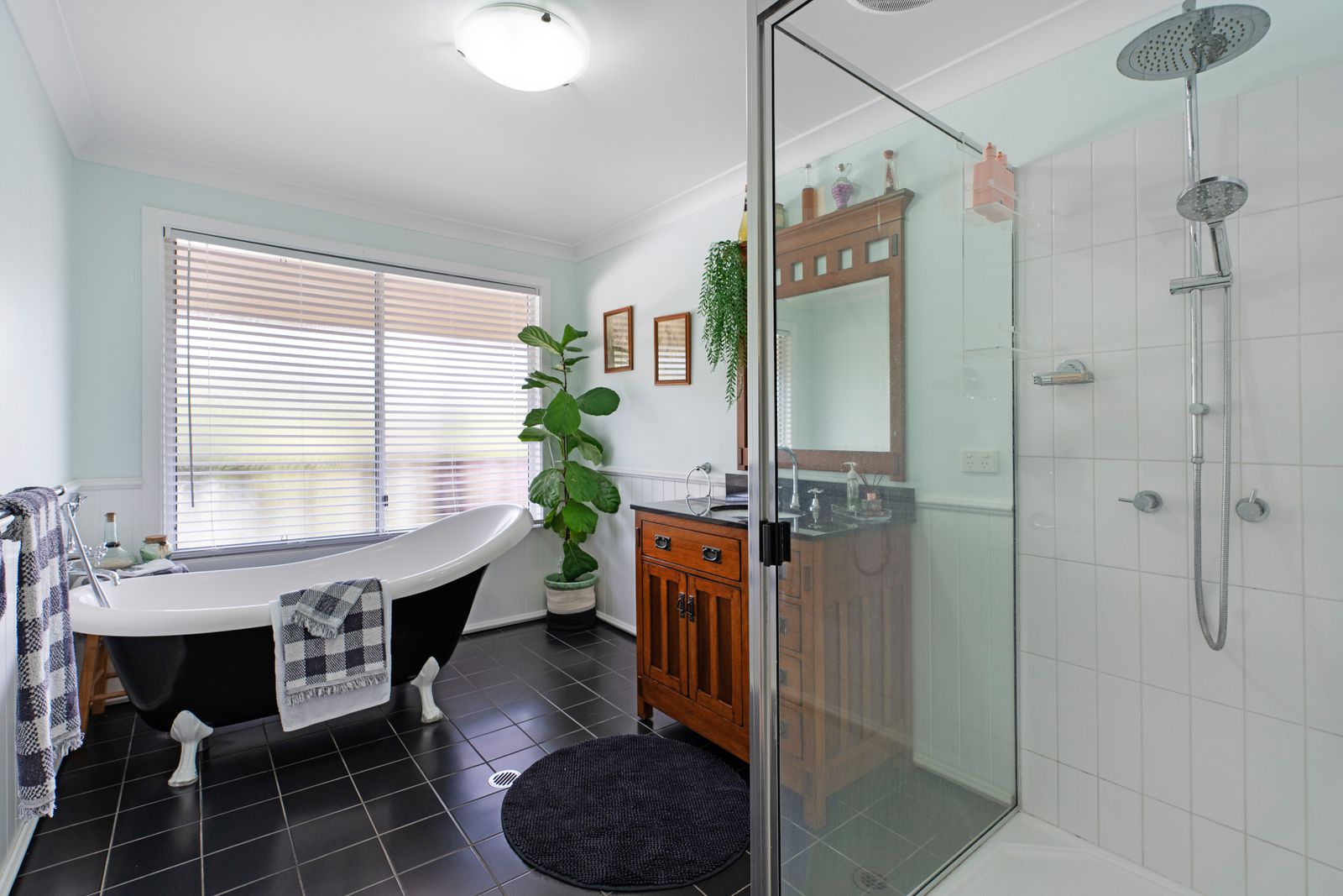 Photo 14 of 38, 44 Upper Wakefield Street, Woombye