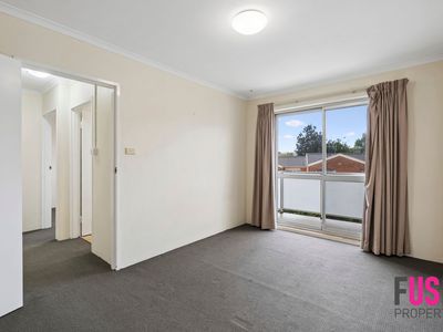 15 / 30 Trinculo Place, Queanbeyan East