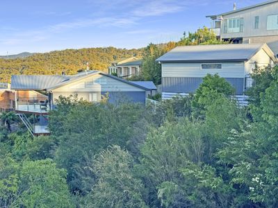 10 Warn Close, Merimbula