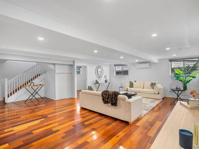 16 Duke Street, Ascot