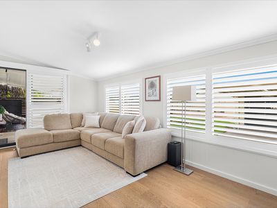 2 Ninth Street, Weston