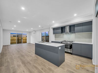 36 Homecrest Crescent, Wyndham Vale