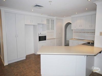 123 Baird Drive, Dubbo