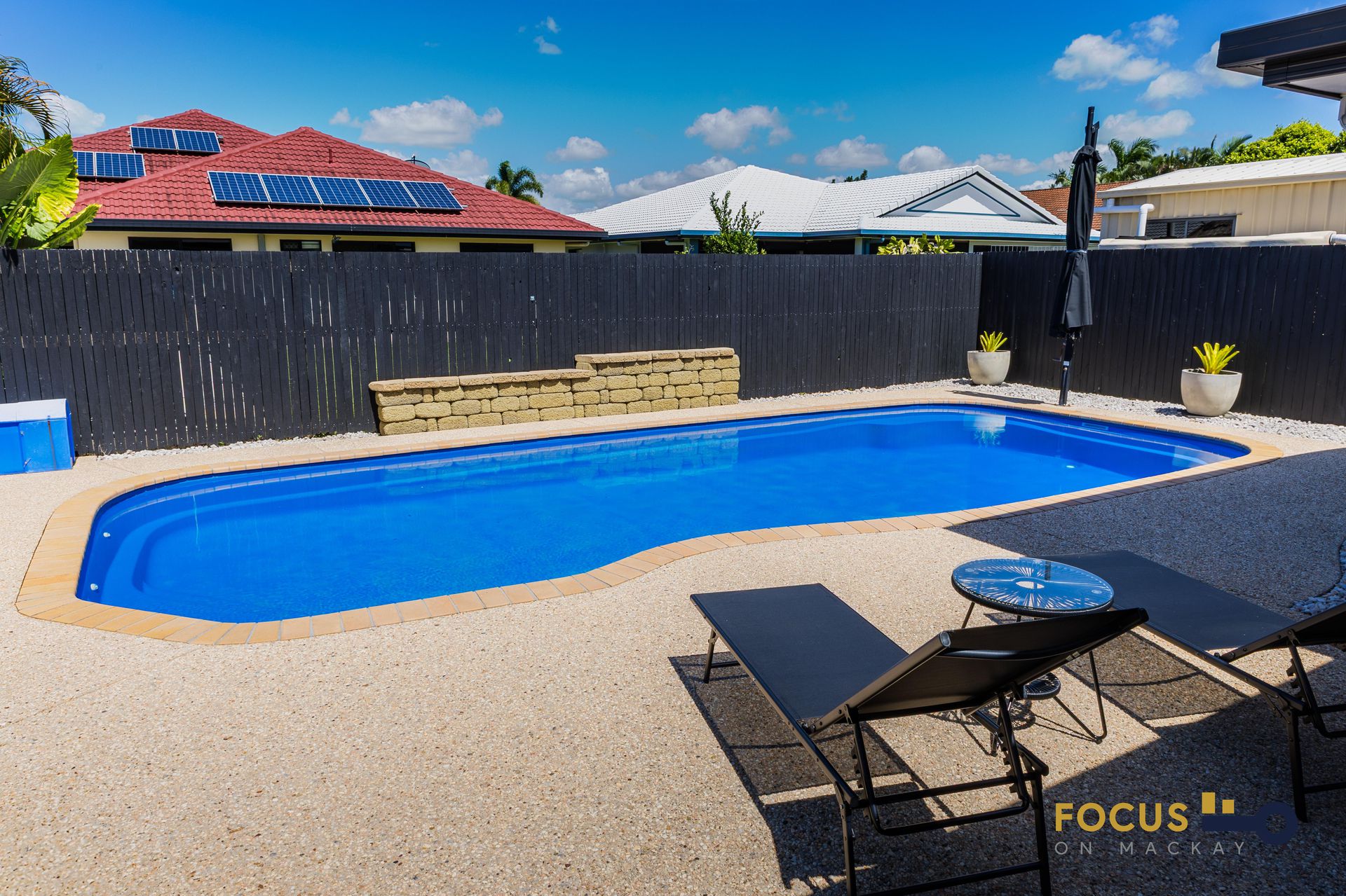 15 Centennial Drive, Glenella