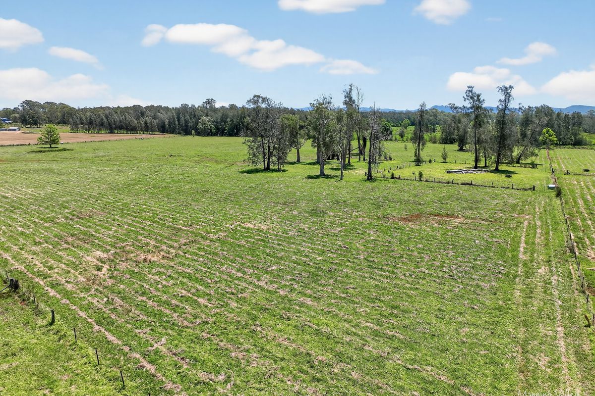 18 Clovernook Drive, Cundletown