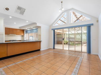 2 PARK LANE, Wodonga