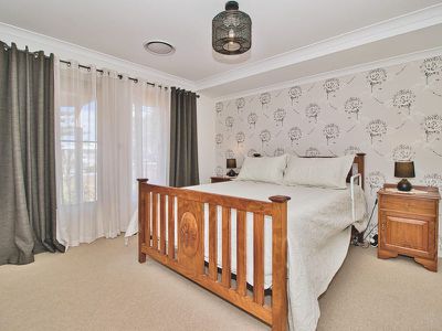 74 Chelmsford Avenue , Port Kennedy