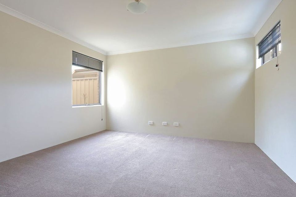 11 Barbon Lane , Baldivis