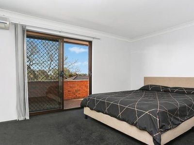 2 / 209 Hume Highway, Greenacre