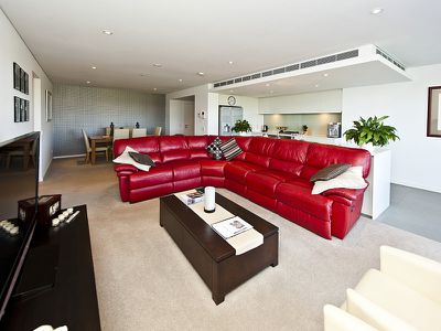 302 / 21 Bow River Cres. , Burswood