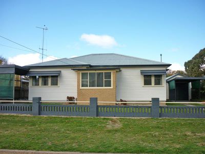 56 Carcoar Street, Blayney