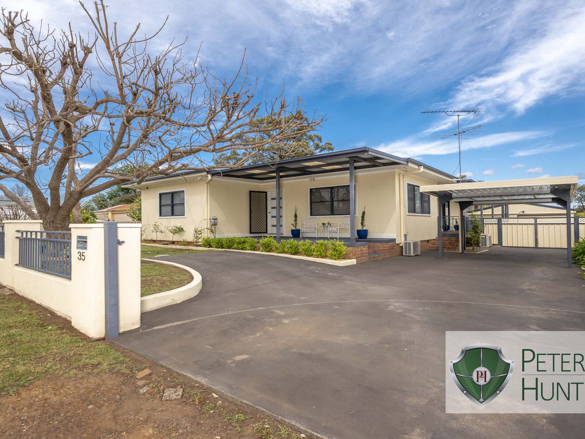 35 Westbourne Avenue, Thirlmere Peter Hunt Real Estate