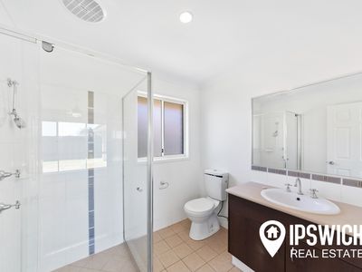 1 Peregrine Drive, Lowood