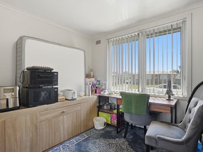 4 Quinn Avenue, George Town