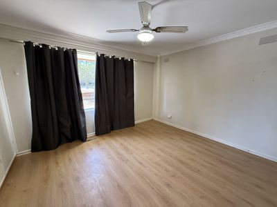54 Coolah Street, Griffith