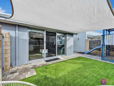 1 Bullfinch Street, Huntingdale