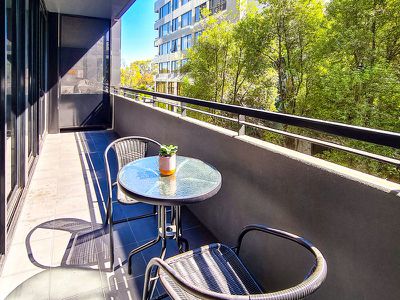 217 / 74 Queens Road, Melbourne