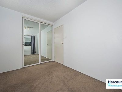 13 / 106 Henderson Road, Queanbeyan