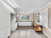 412 Mains Road, Macgregor