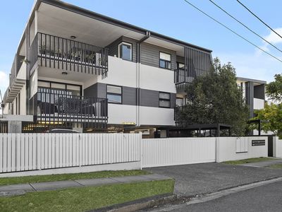 1 / 8 Wakefield Street, Alderley