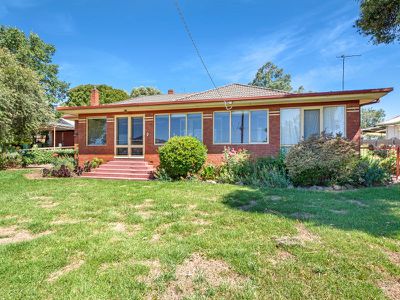 16 Kiewa East Rd, Tangambalanga