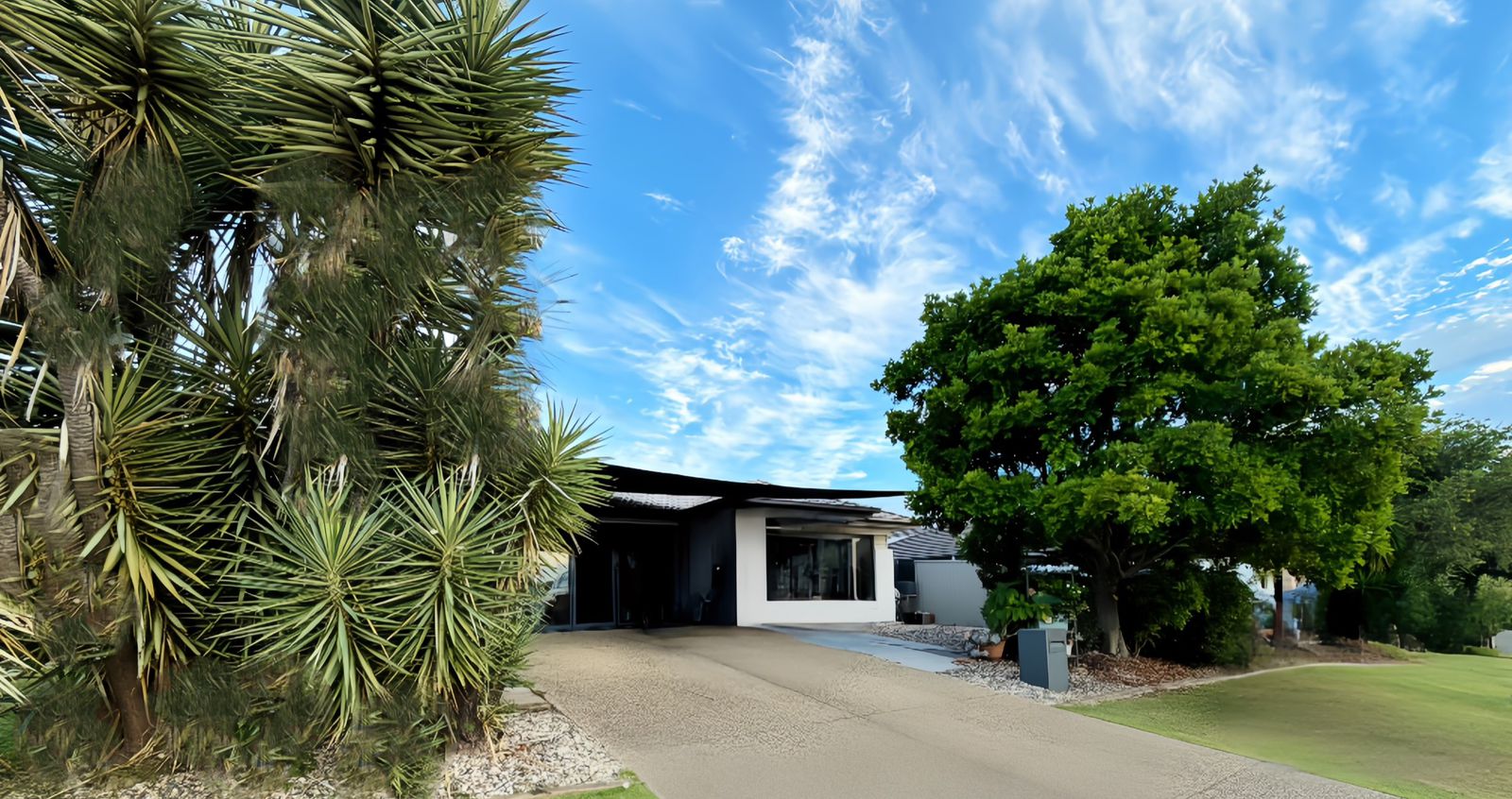 Photo 1 of 20, 2/8 Water Gum Crescent, Ningi
