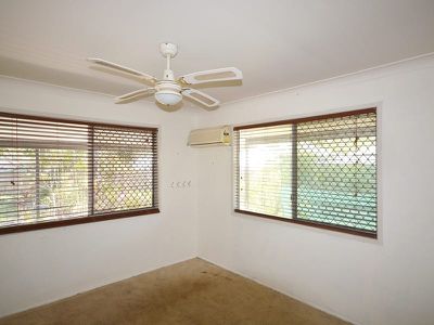 18 Rosemary Street, Bellbird Park