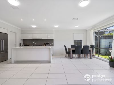 4 Mclachlan Place, Moorebank