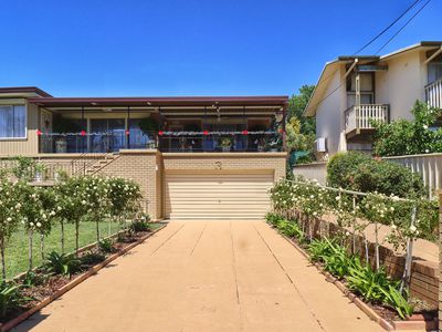 3 Henderson Street, Cowra