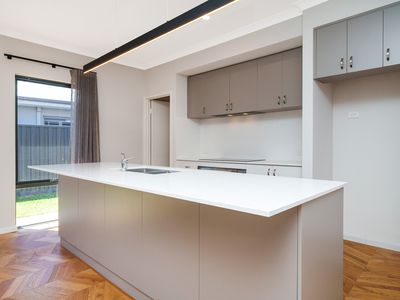 13 Denmark Loop, South Guildford