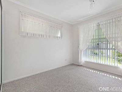 6 Bangalow Court, Kawungan