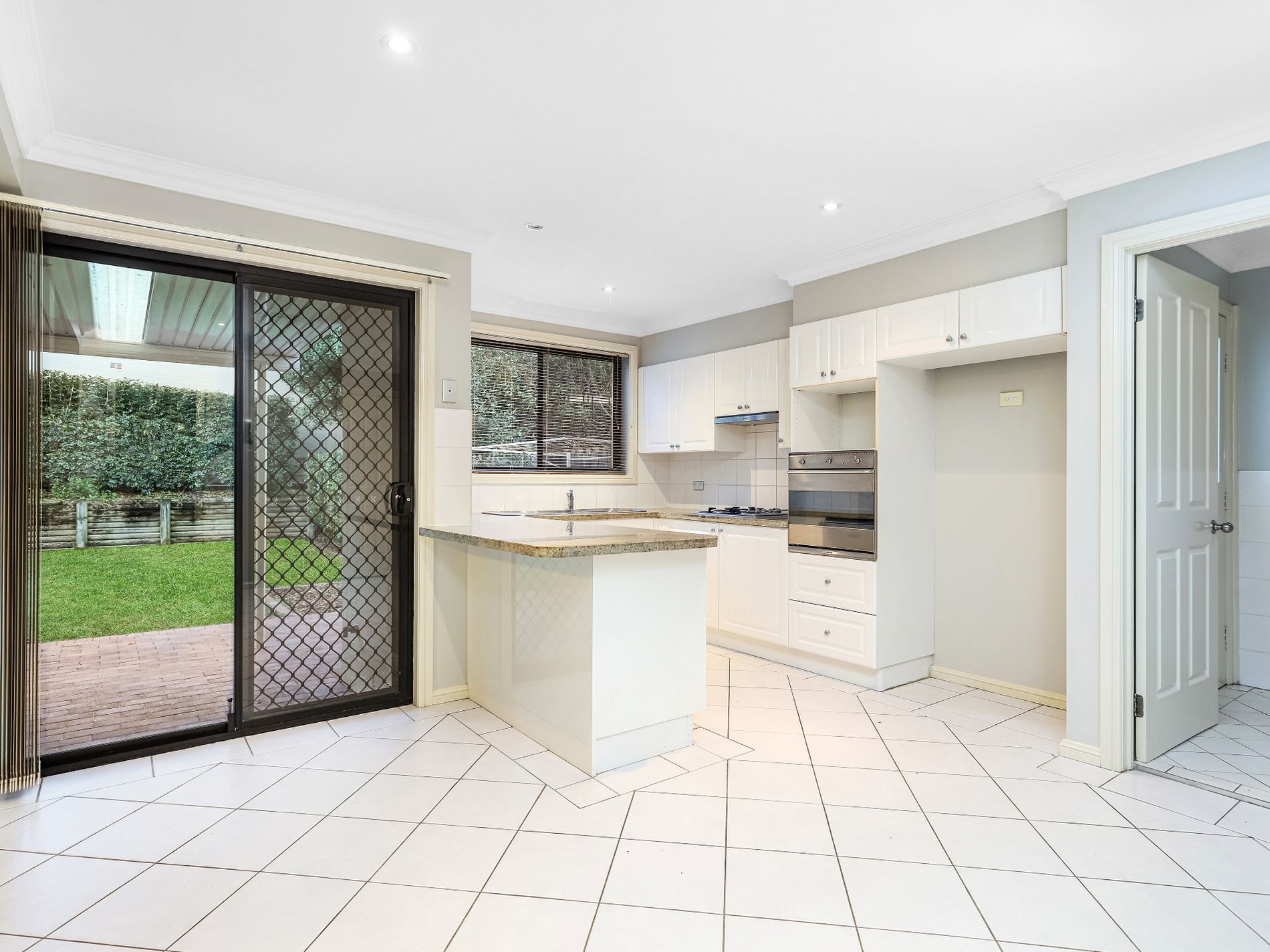 5 Etruscan Court, Glenwood