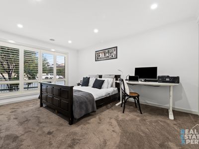 31 Hunt Club Boulevard, Cranbourne East