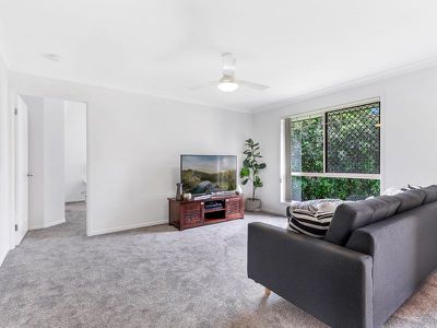 49 Billinghurst Crescent, Upper Coomera
