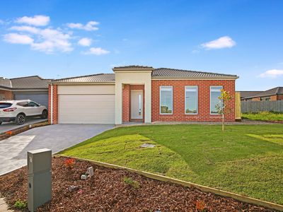 16 Marriott Boulevard, Weir Views